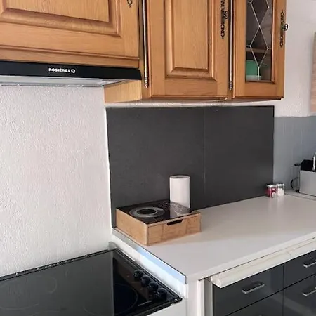 2 Pièces Idéalement Situé 5 Min De La à Pied * Mentone